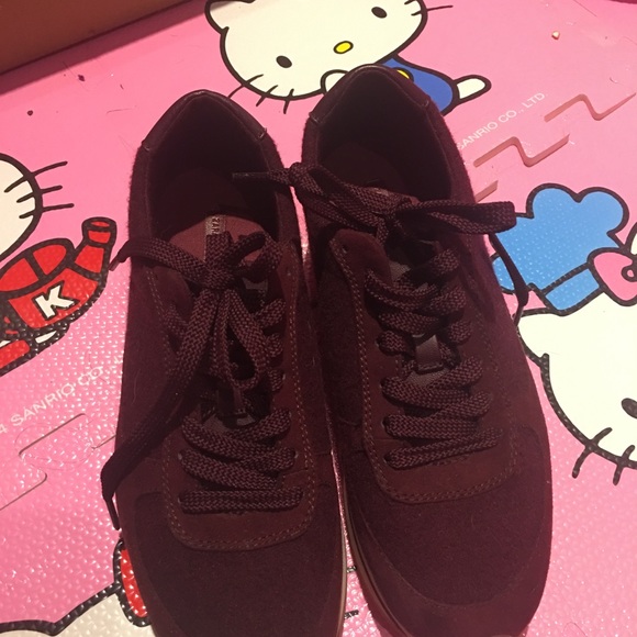 Zara sneaker . like new - Picture 2 of 3